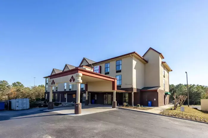 Clarion Pointe 4