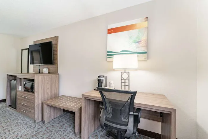 Best Western Kernersville 4