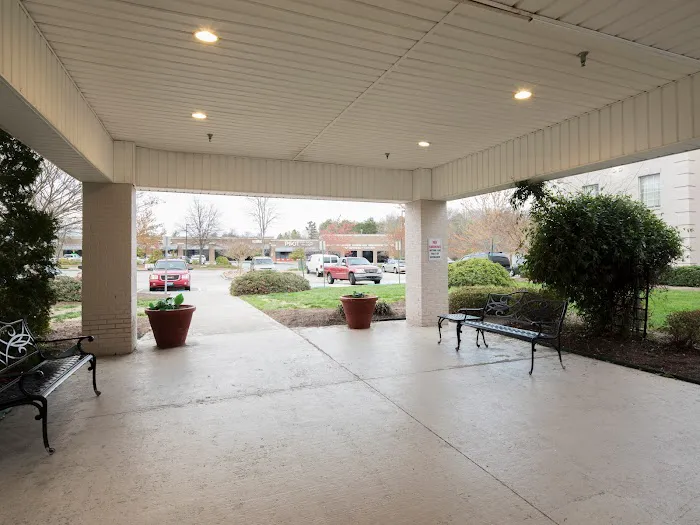 InTown Suites Extended Stay Greensboro NC - Airport 4