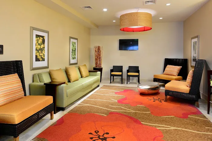 Hilton Garden Inn Greensboro Airport 4