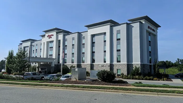Hampton Inn Kernersville 4