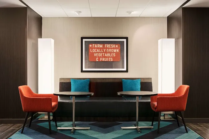 Hampton Inn Kernersville 4