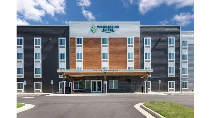 WoodSpring Suites Greensboro - High Point North 4