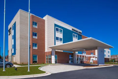 SpringHill Suites Greensboro Airport 4