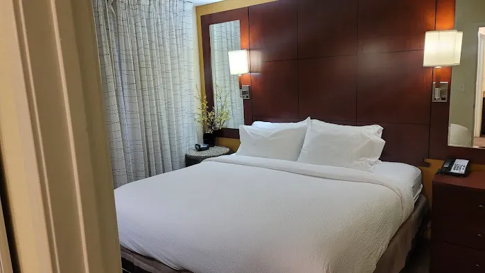 Residence Inn Greensboro Airport 4