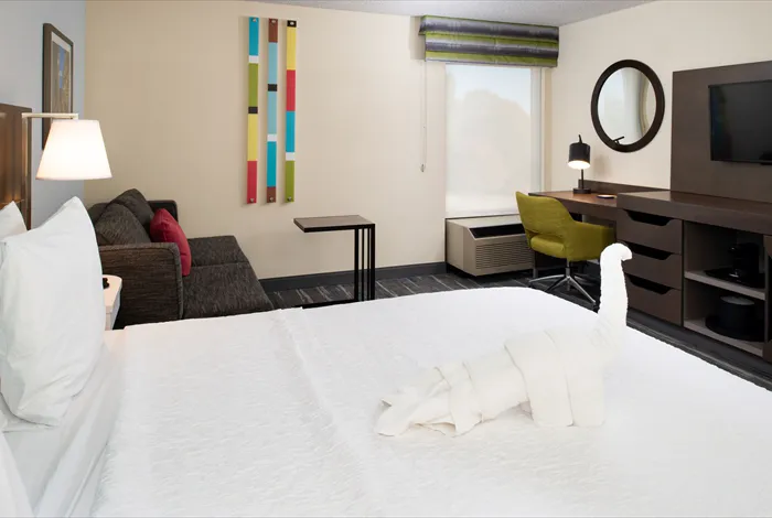 Hampton Inn Greensboro-Airport 4