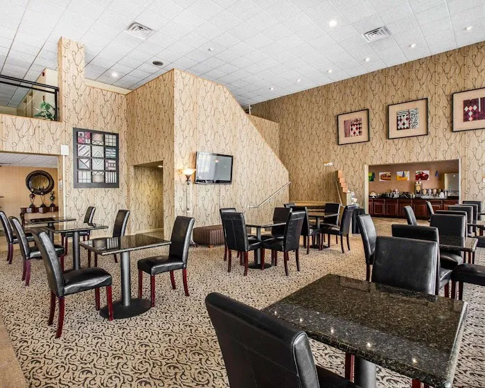 Quality Inn & Suites - Greensboro-High Point 4