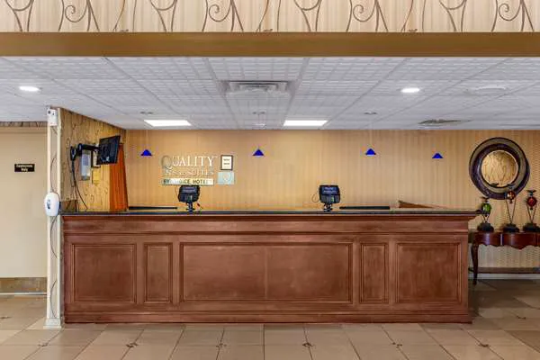 Quality Inn & Suites - Greensboro-High Point 4