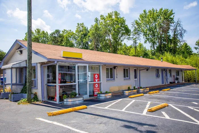 OYO Inn Kernersville 4