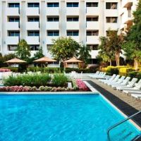 Sheraton Greensboro at Four Seasons ico