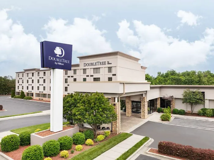 DoubleTree by Hilton Greensboro Airport 4