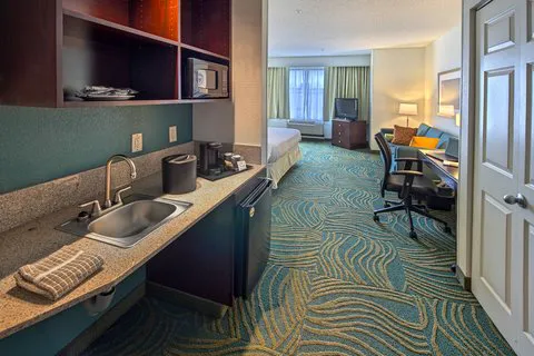 SpringHill Suites Greensboro 4