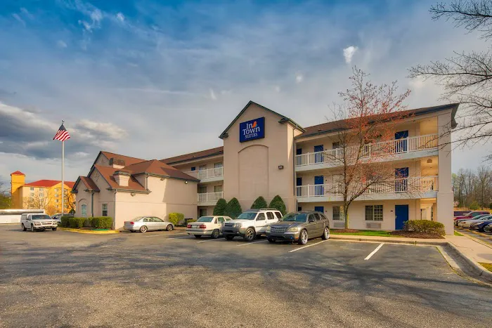 InTown Suites Extended Stay Greensboro NC - Lanada Rd 4