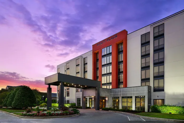 Hyatt Place Greensboro 4