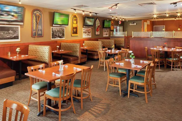 DoubleTree by Hilton Hotel Greensboro 4
