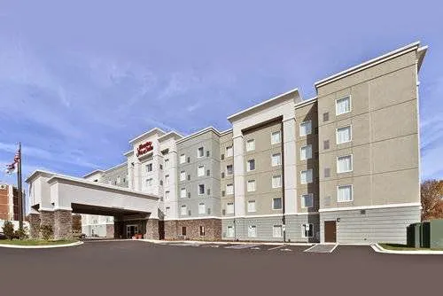 Hampton Inn & Suites Greensboro/Coliseum Area 4