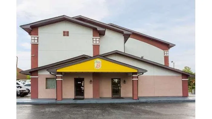 Super 8 by Wyndham Greensboro/Coliseum/Conv. 4