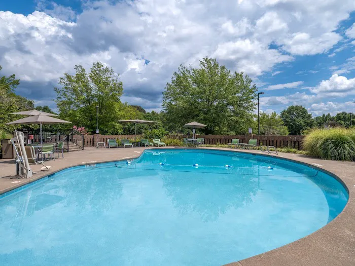 Holiday Inn Greensboro Coliseum by IHG 4
