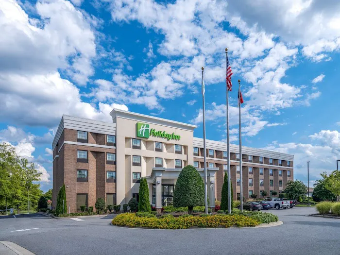 Holiday Inn Greensboro Coliseum by IHG 4