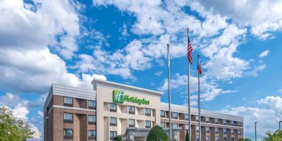 Holiday Inn Greensboro Coliseum by IHG