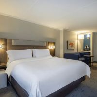 Holiday Inn Express & Suites Greensboro-(I-40 @ Wendover) by IHG ico