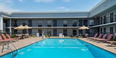 Quality Inn & Suites Greenville - Haywood Mall