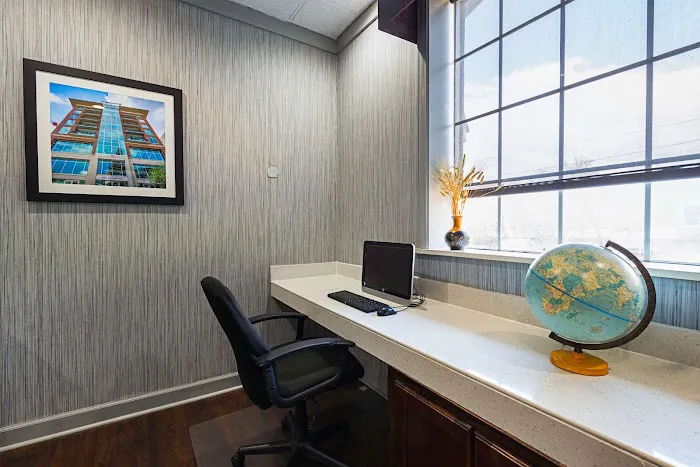 Quality Inn & Suites Greenville - Haywood Mall 4