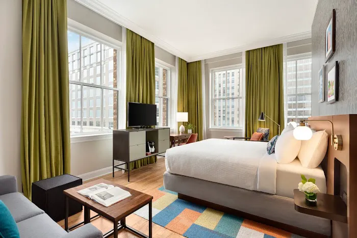 Hotel Indigo Winston-Salem Downtown, an IHG Hotel 5
