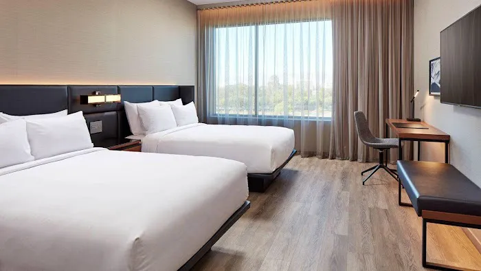 AC Hotel San Antonio Riverwalk 5