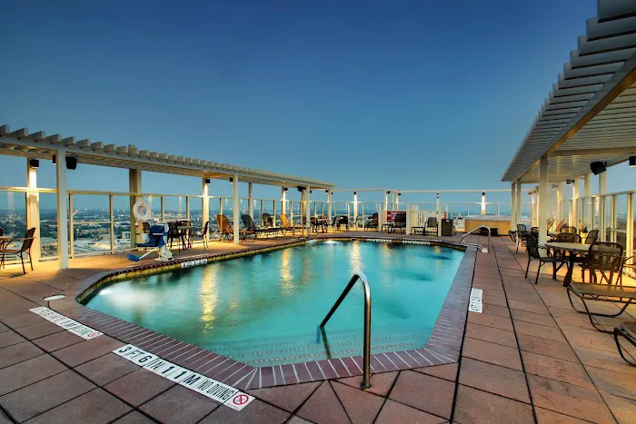 Drury Plaza Hotel San Antonio Riverwalk 5