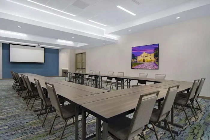 Hampton Inn & Suites San Antonio Riverwalk 5