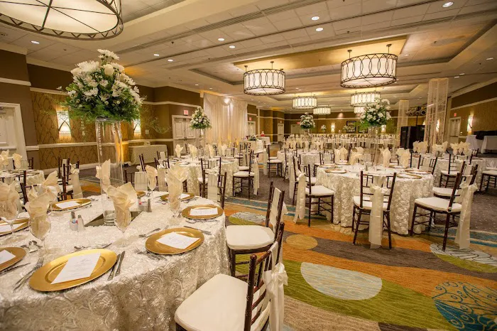 Holiday Inn San Antonio-Riverwalk, an IHG Hotel 5