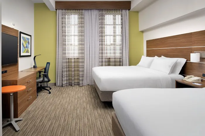 Holiday Inn Express San Antonio N-Riverwalk Area by IHG 5