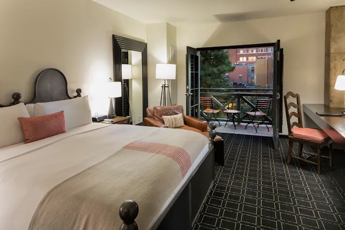 Hotel Valencia Riverwalk, Valencia Hotel Collection 5