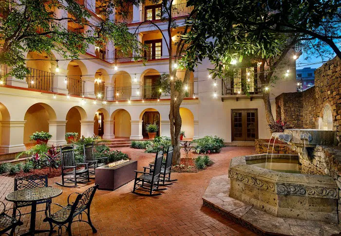 Omni La Mansión del Rio 5