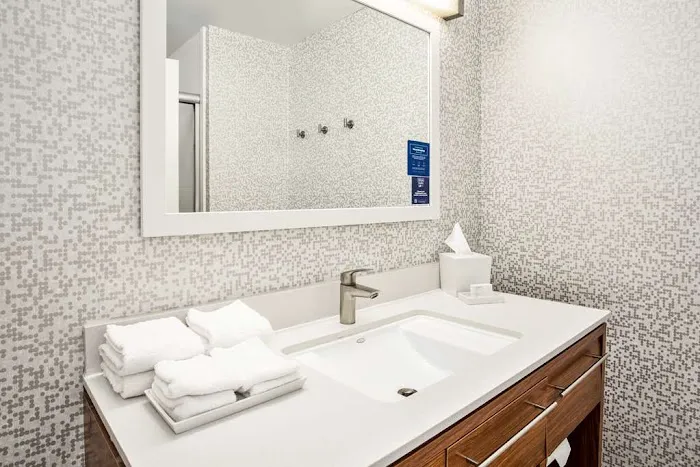 Home2 Suites by Hilton San Antonio Downtown - Riverwalk, TX 5