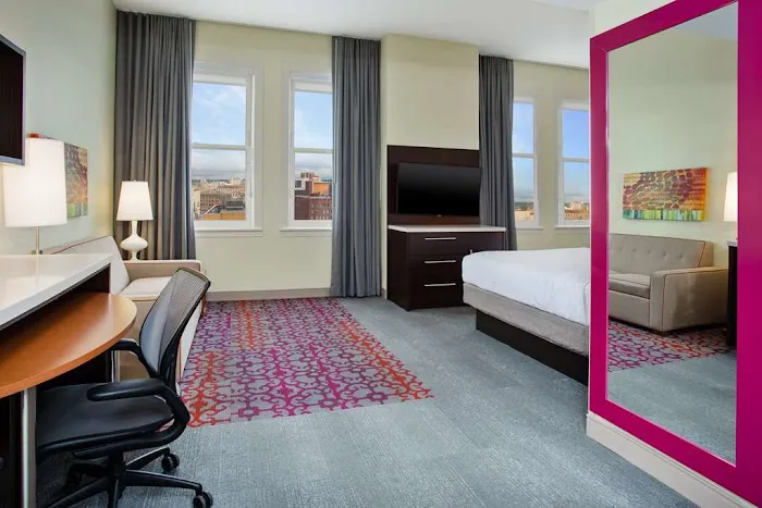 Home2 Suites by Hilton San Antonio Downtown - Riverwalk, TX 5