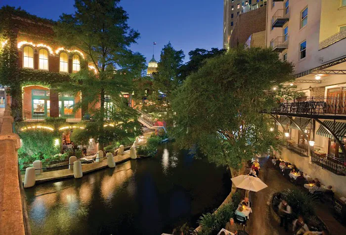 Club Wyndham Riverside Suites 5