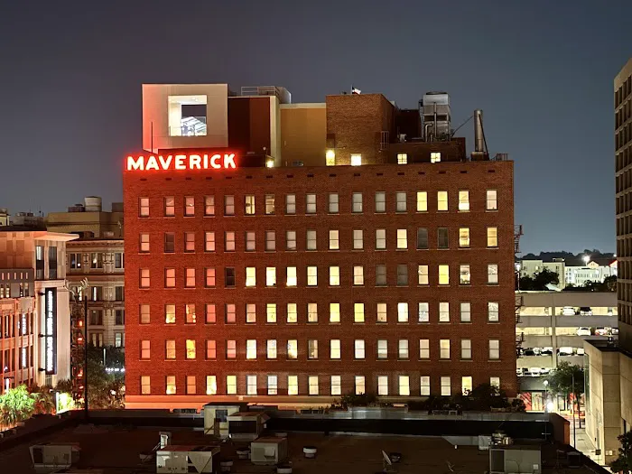 The Maverick, powered by Placemakr - River Walk 5