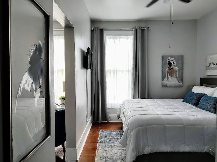 Arbor House Suites 5
