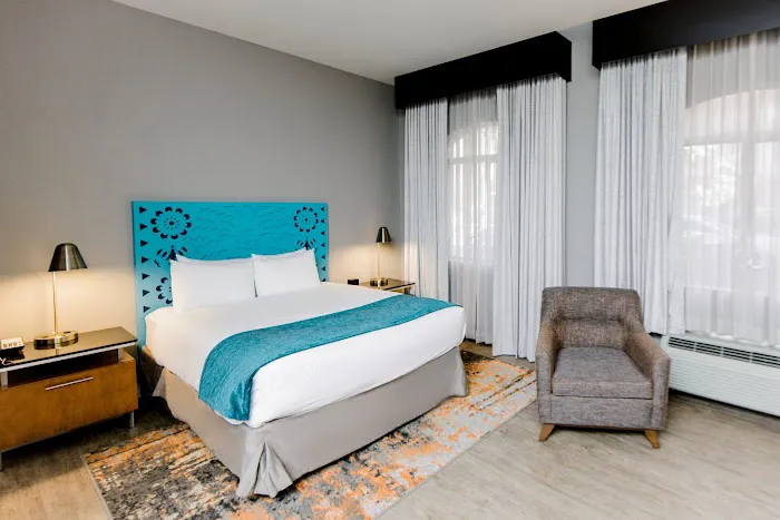 Hotel Indigo San Antonio-Riverwalk, an IHG Hotel 5