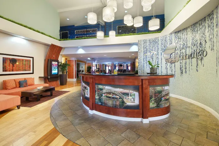 Hotel Indigo San Antonio-Riverwalk, an IHG Hotel 5
