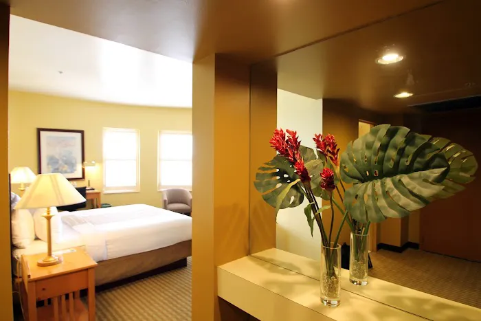 The Crockett Hotel 5