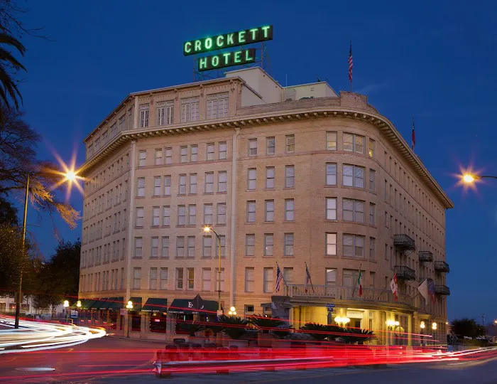 The Crockett Hotel 5