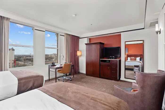 The Emily Morgan San Antonio - a DoubleTree by Hilton Hotel 5