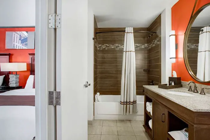 The Emily Morgan San Antonio - a DoubleTree by Hilton Hotel 5