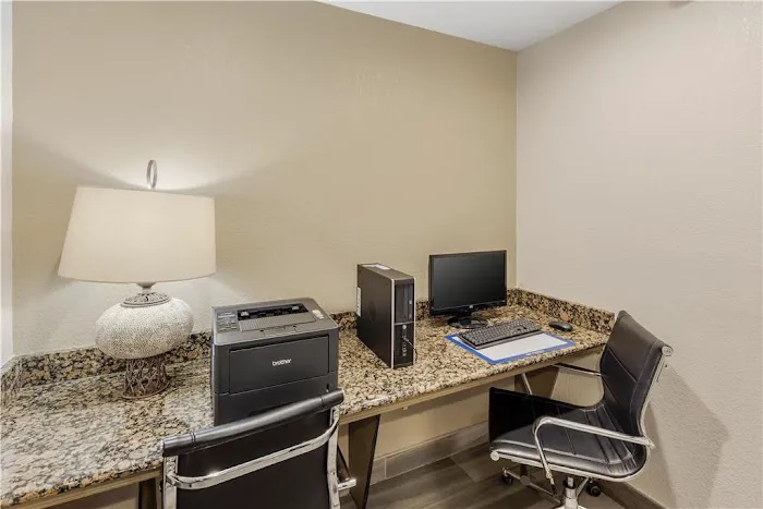 Best Western Alamo Suites 5