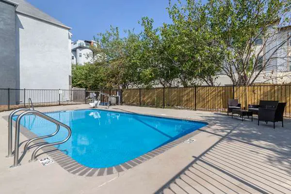 Quality Inn Downtown - near Market Square 5