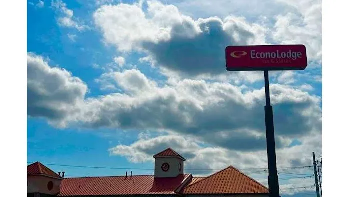 Econo Lodge Inn & Suites Downtown San Antonio 5