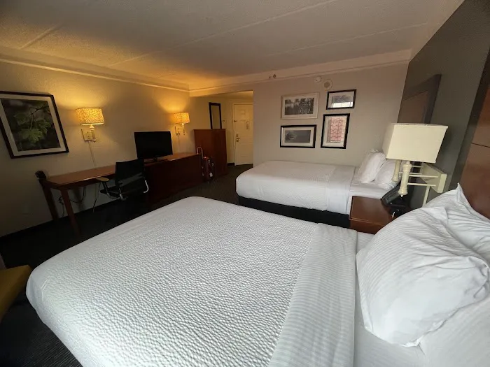 San Antonio Hotel 5